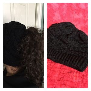 Black Ponytail Beanie
